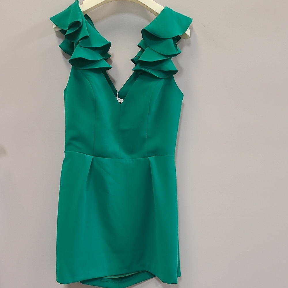 ***NEW***Amands Uprichard Emerald Green Ruffle Sleeveless Dress